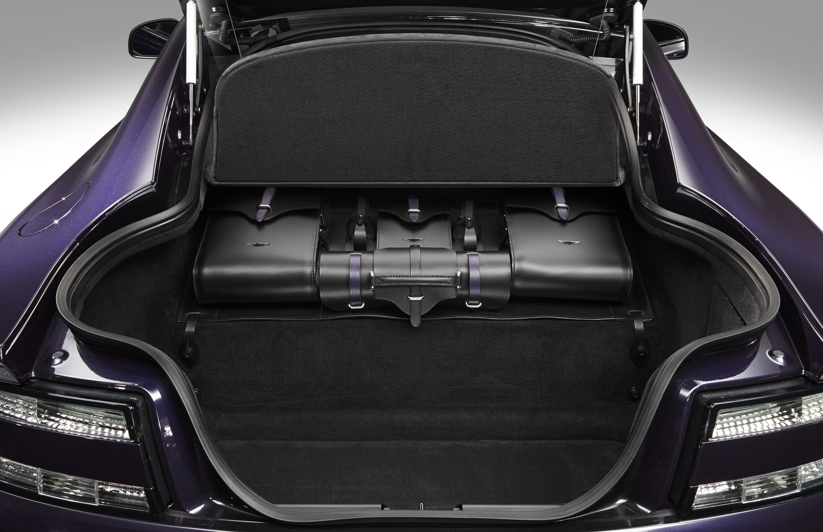Q-by-Aston-Martin-V12-Vantage-S-4