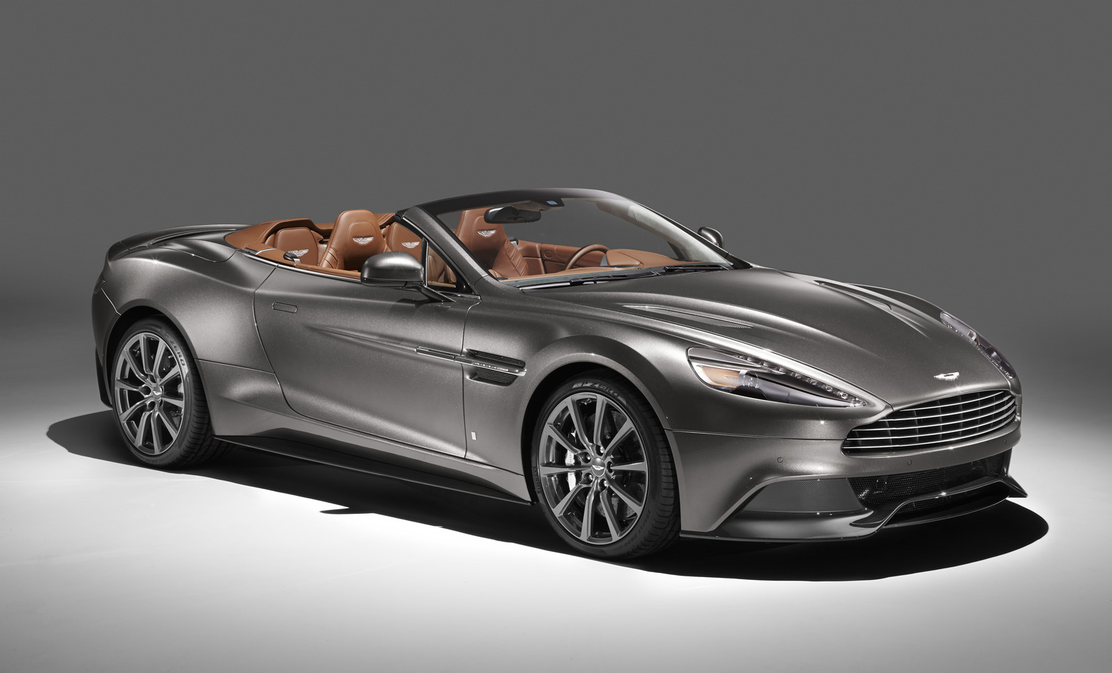 Q-by-Aston-Martin-Vanquish-Volante-1