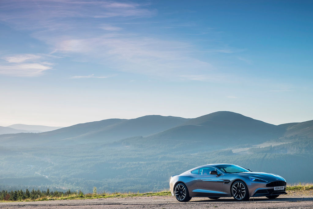 Vanquish-in-Tungsten-Silver_2-1024x682