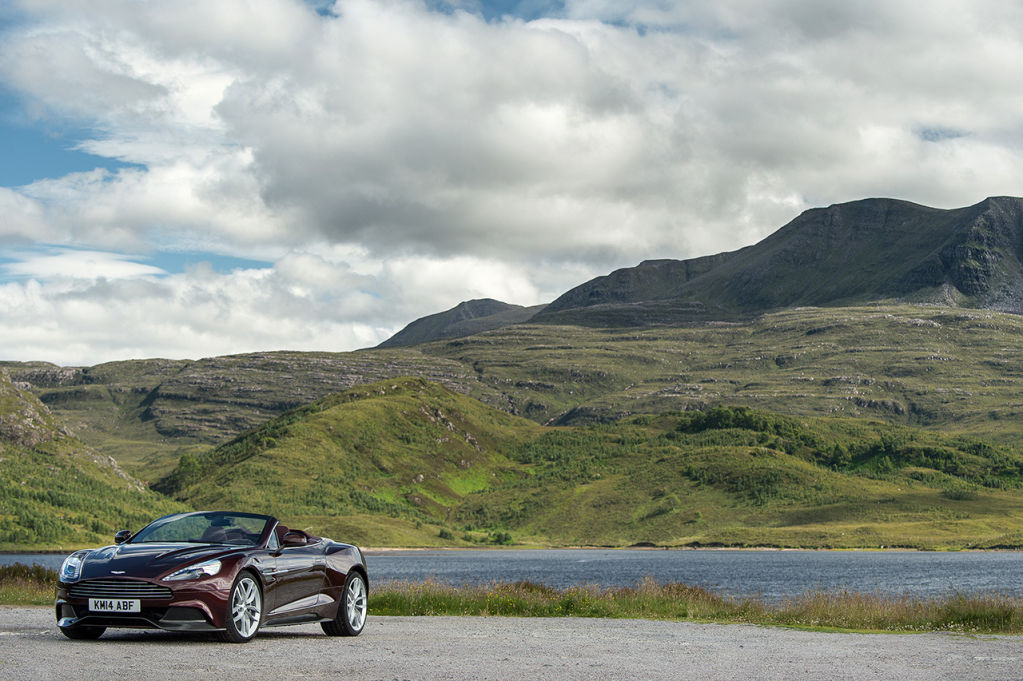 Vanquish-Volante-in-Divine-Red_1-1024x681