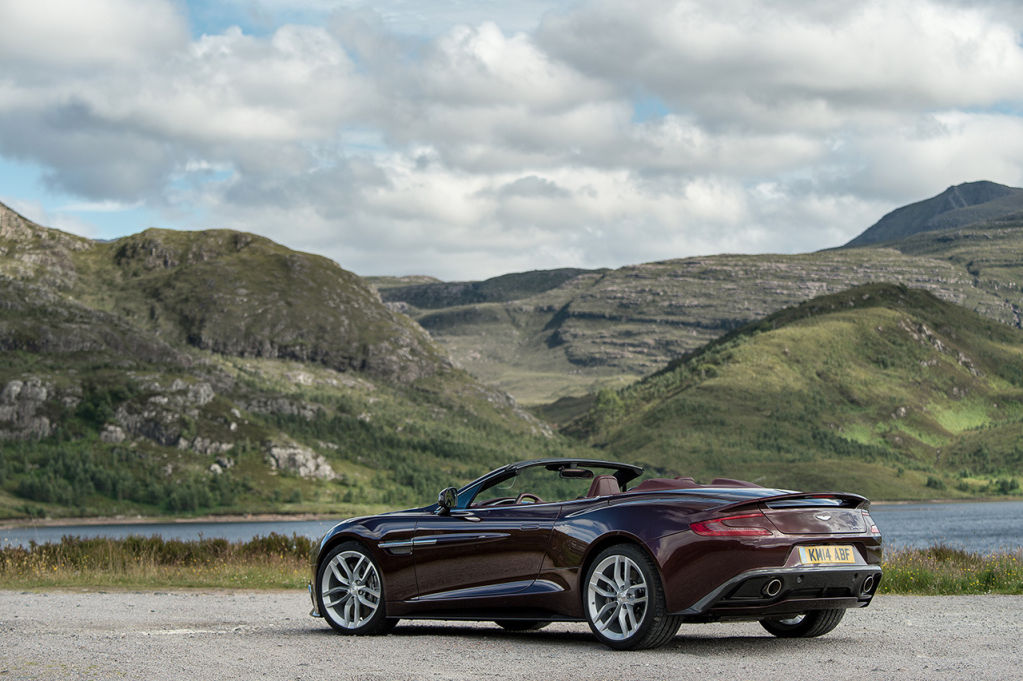 Vanquish-Volante-in-Divine-Red_3-1024x681