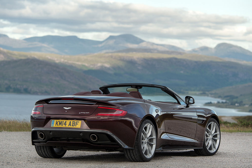 Vanquish-Volante-in-Divine-Red_5-1024x681