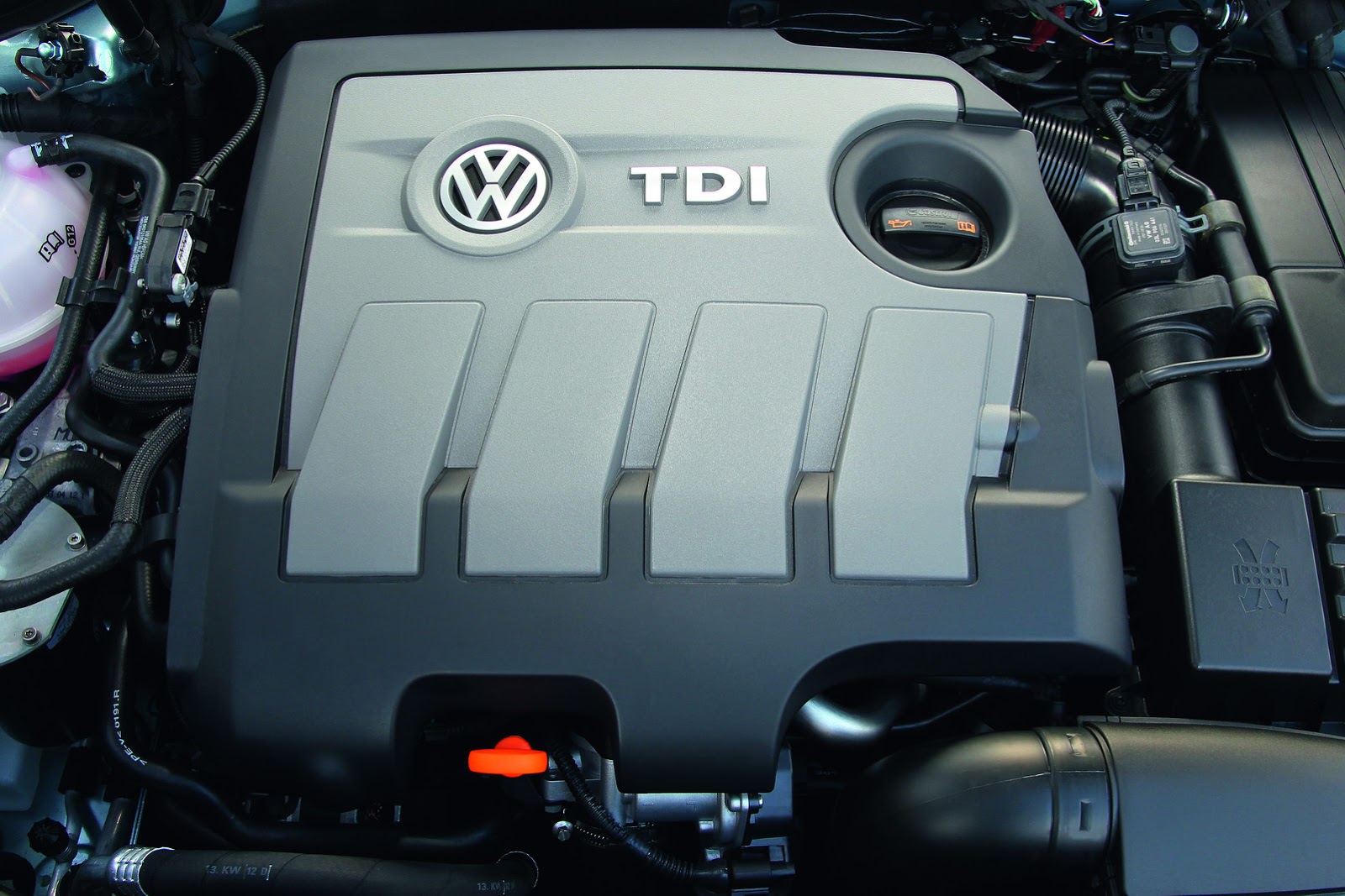 2015-VW-Passat-B8-45