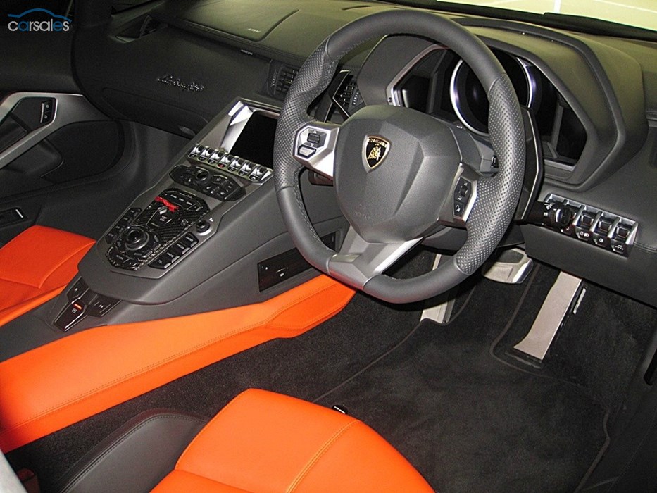 lamborghini-aventador-haloween-8