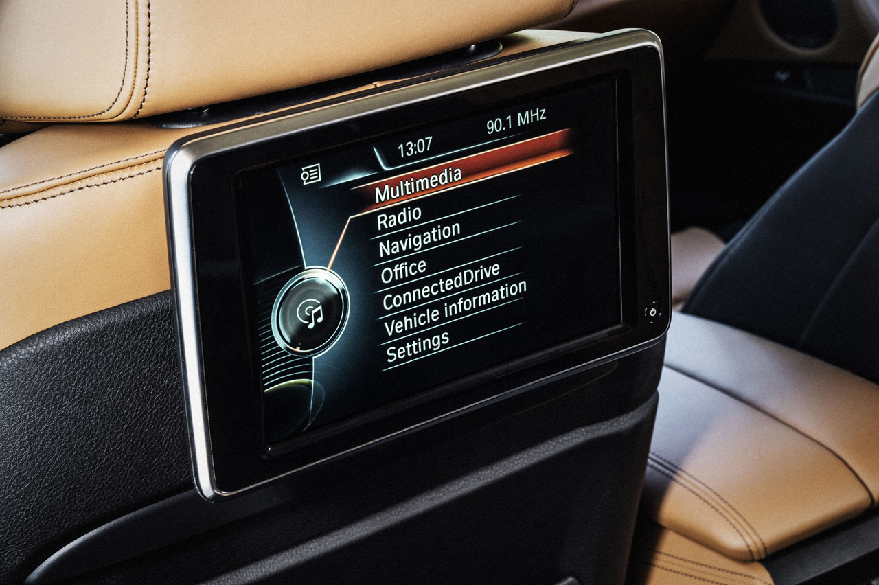 055-2015-bmw-x6-1-1