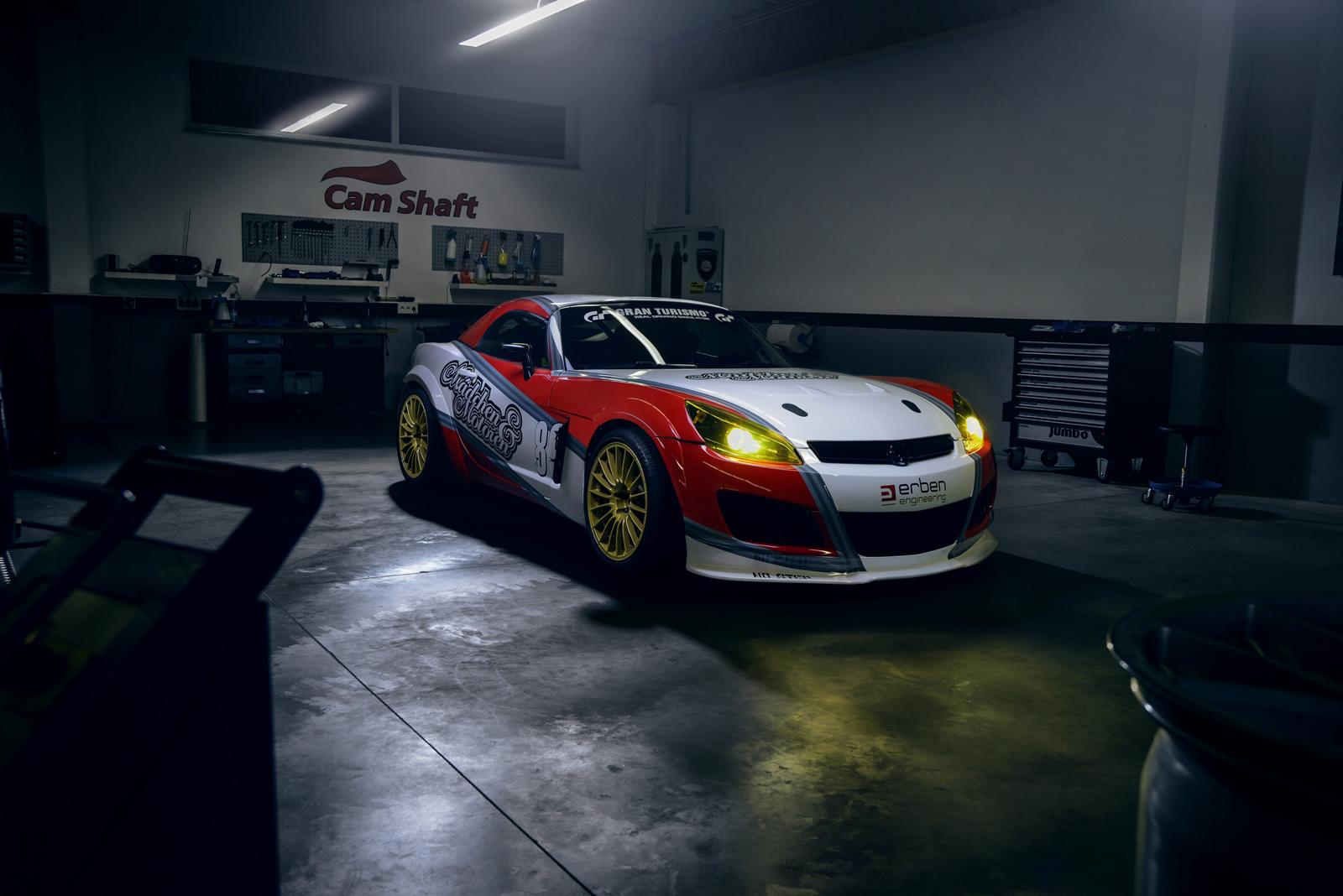 Madchen-Motoren-Opel-GT-1