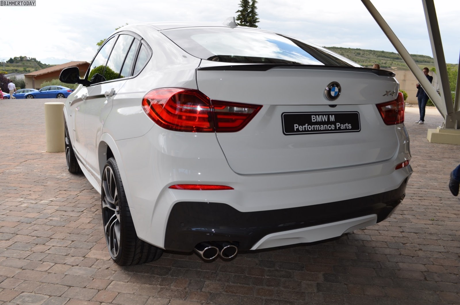 BMW-X4-M-Performance-Parts-18[2]