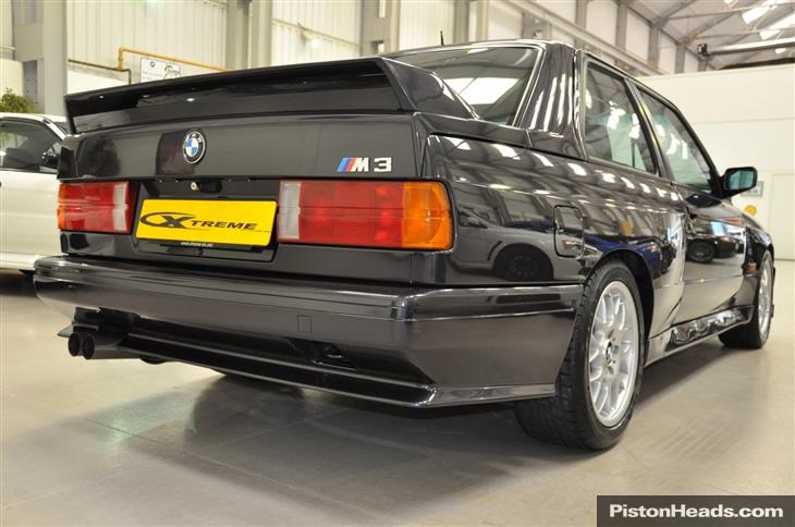 BMW-M3-E30-EVO-II-4[2]