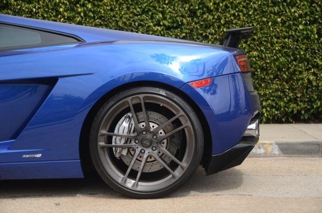 used-2012-lamborghini-gallardo-2drcpelp5502-9430-11870599-18-640