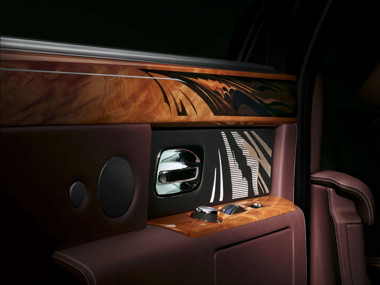 rolls-royce-phantom-travel-4-1