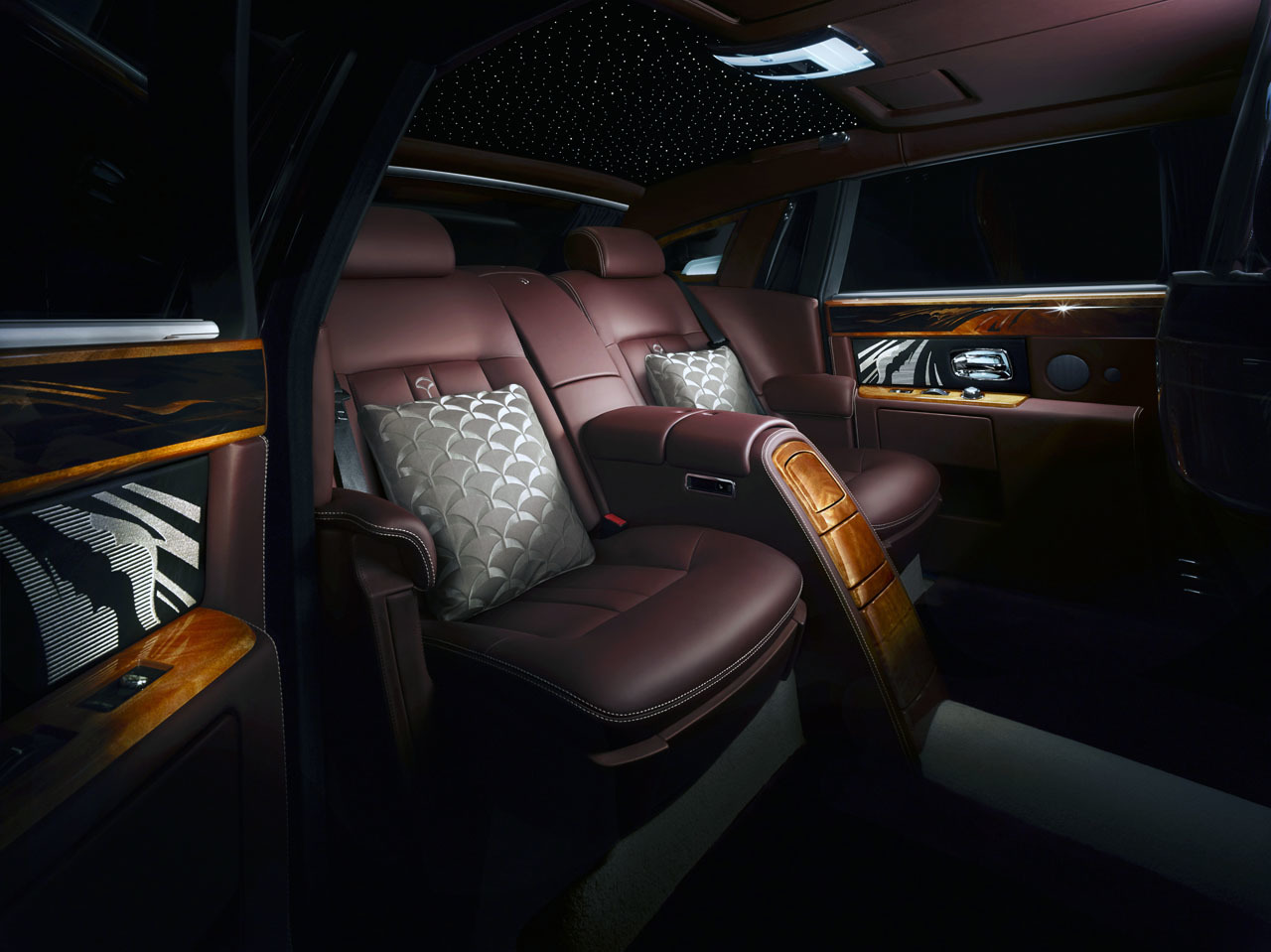 rolls-royce-phantom-travel-9-1