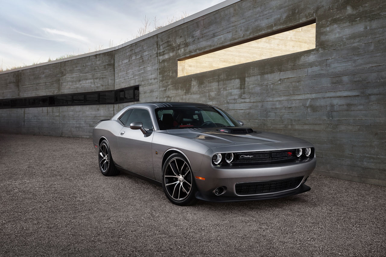 2015 Dodge Challenger 392 HEMI® Scat Pack Shaker