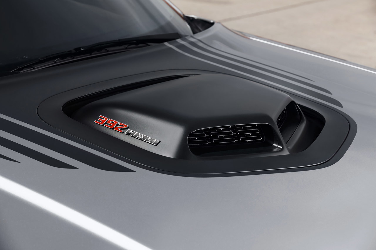 2015 Dodge Challenger 392 HEMI® Scat Pack Shaker