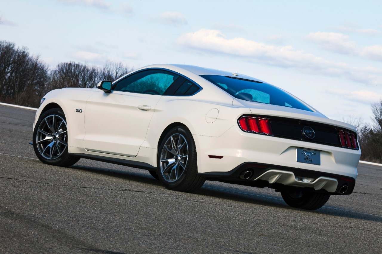 2015-mustang-50th-03