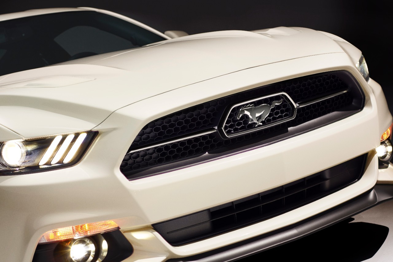 2015-mustang-50th-10