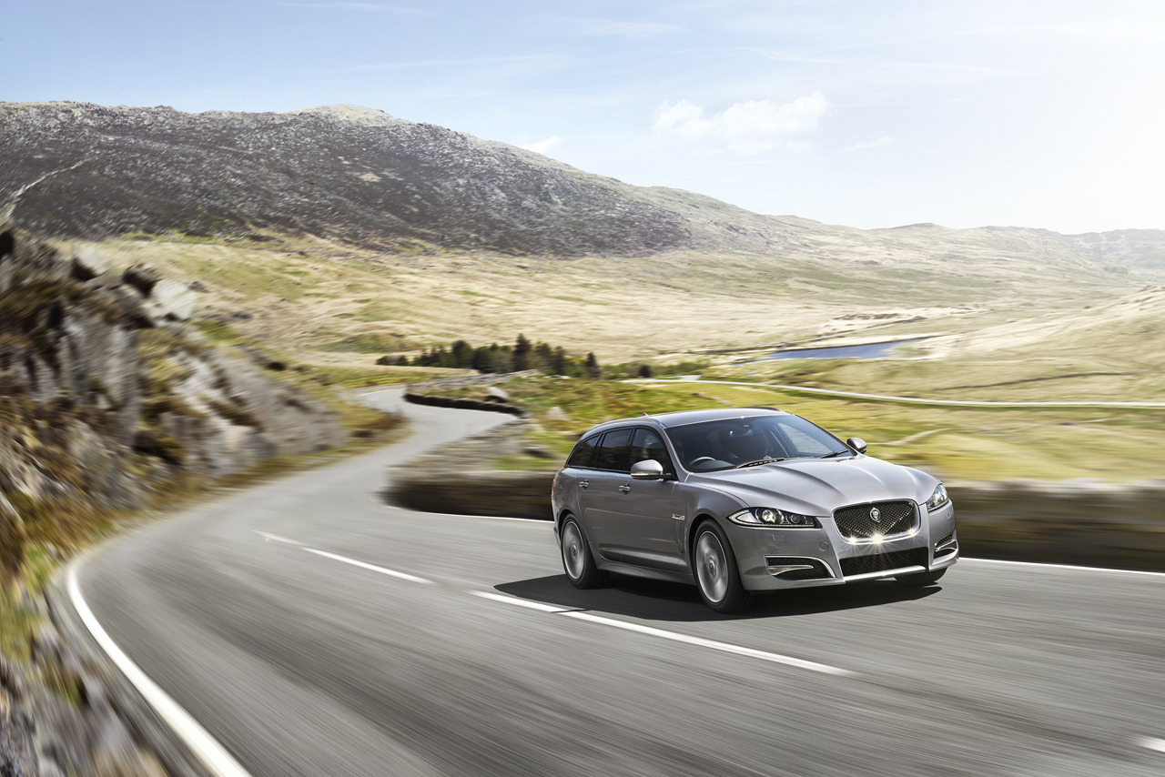 jag-15my-xfr-sport-image-250214-28-1
