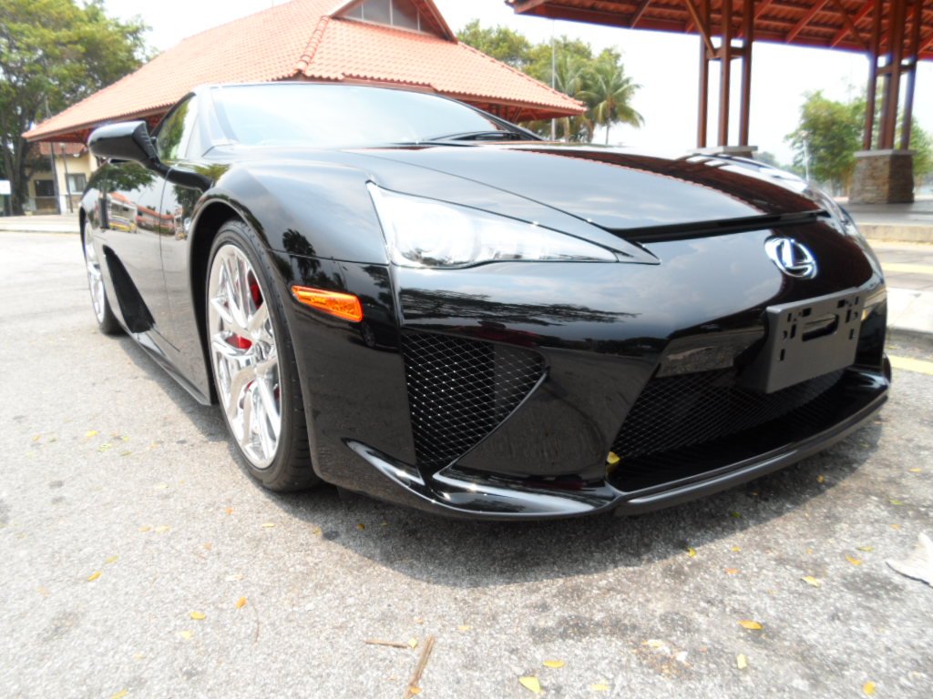 lexus-lfa-2