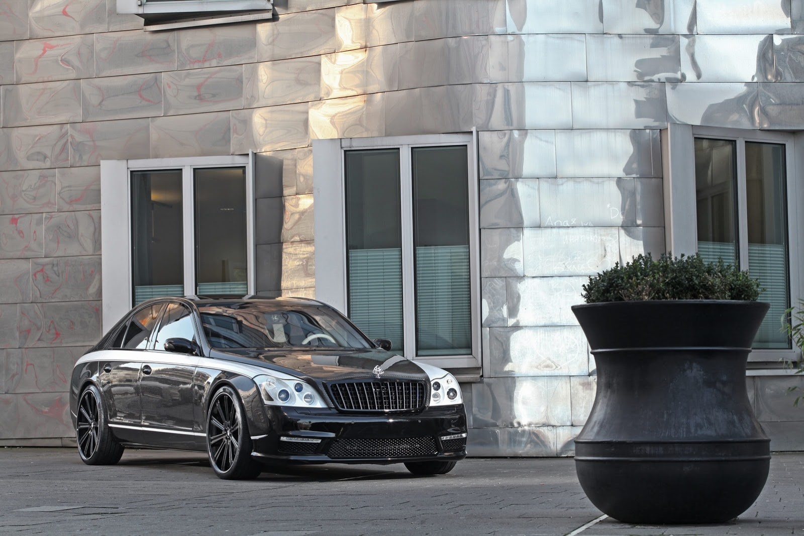 maybach-knight-luxury-62