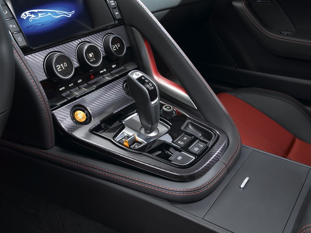 jaguar-ftype-coupe-14