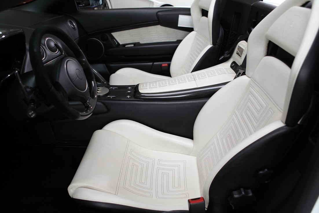 lambo25