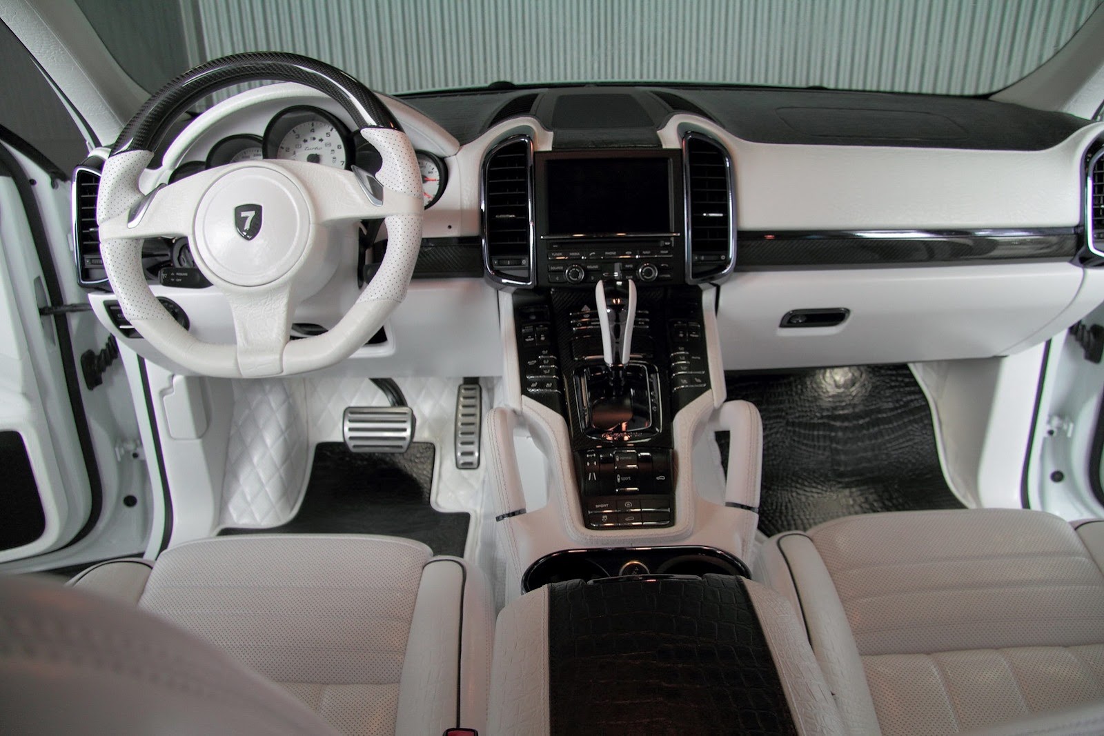 porsche-cayenne-ag-32