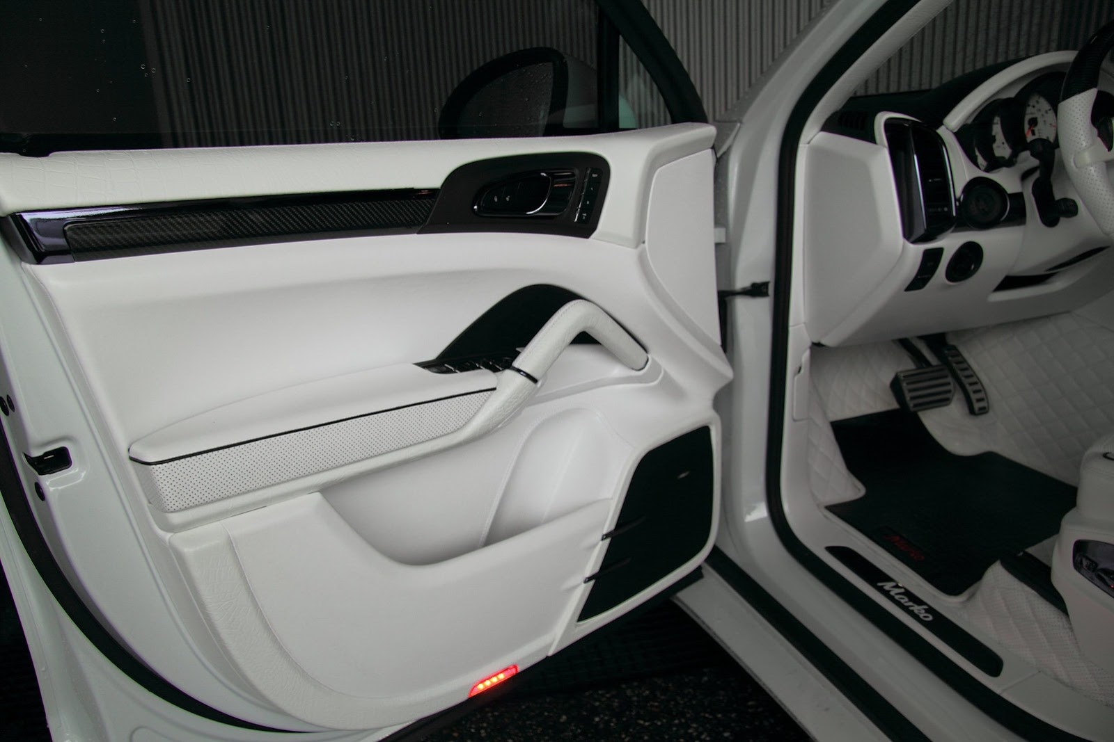 porsche-cayenne-ag-42