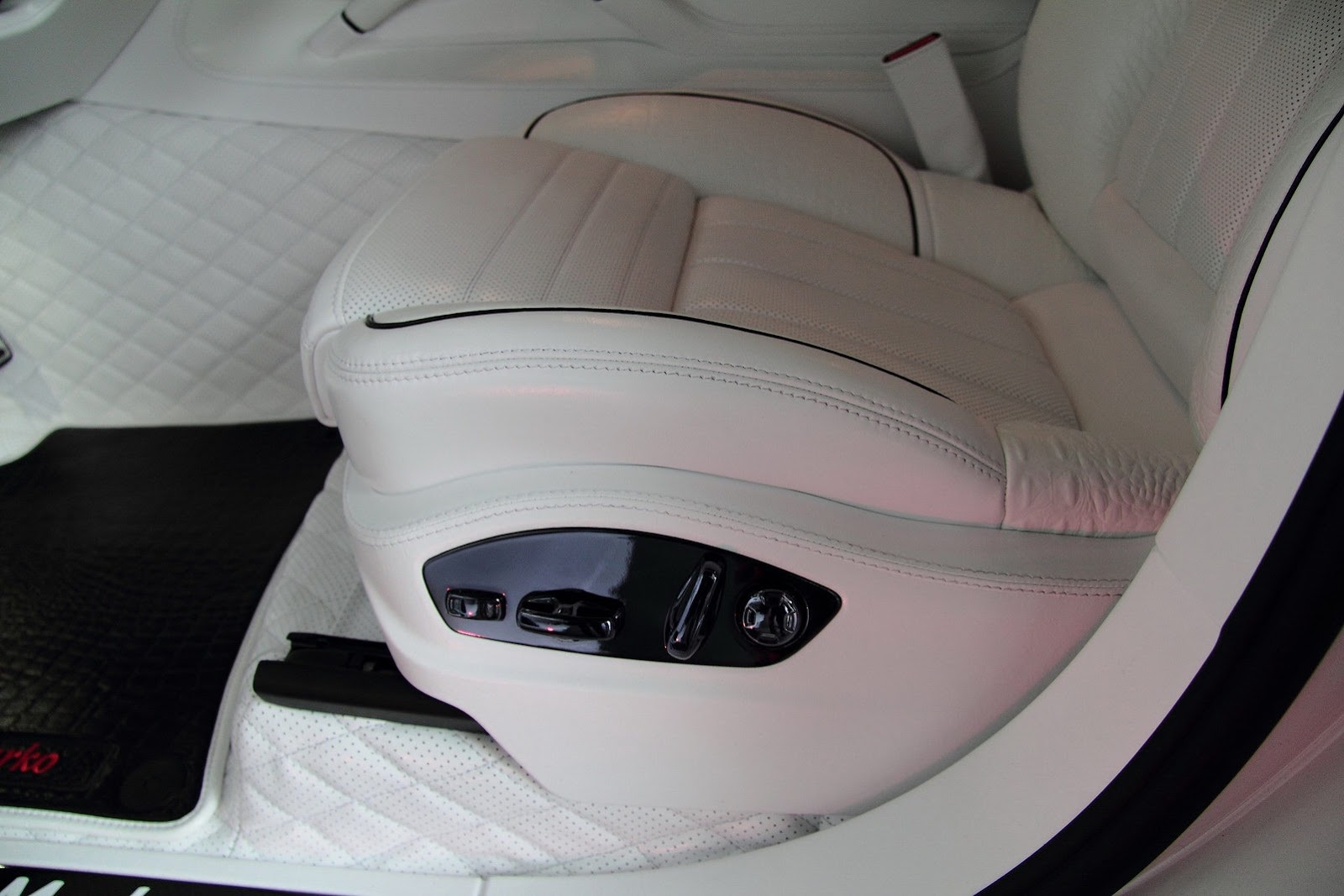 porsche-cayenne-ag-52