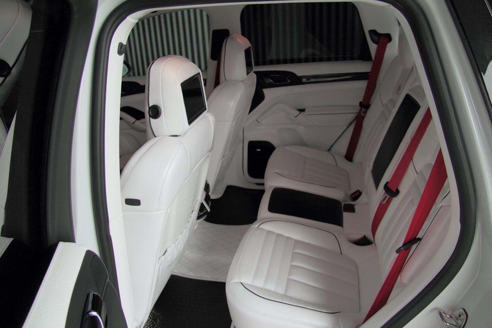 porsche-cayenne-ag-132