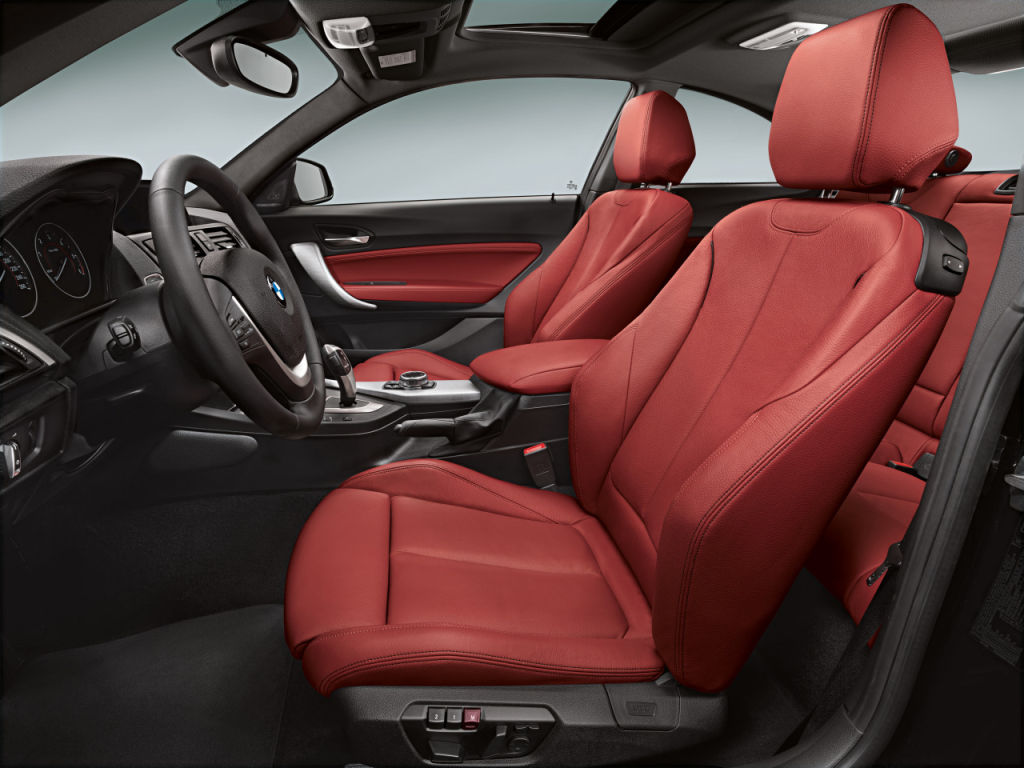 bmw-serie-2-coupe-interior-02-1024x768