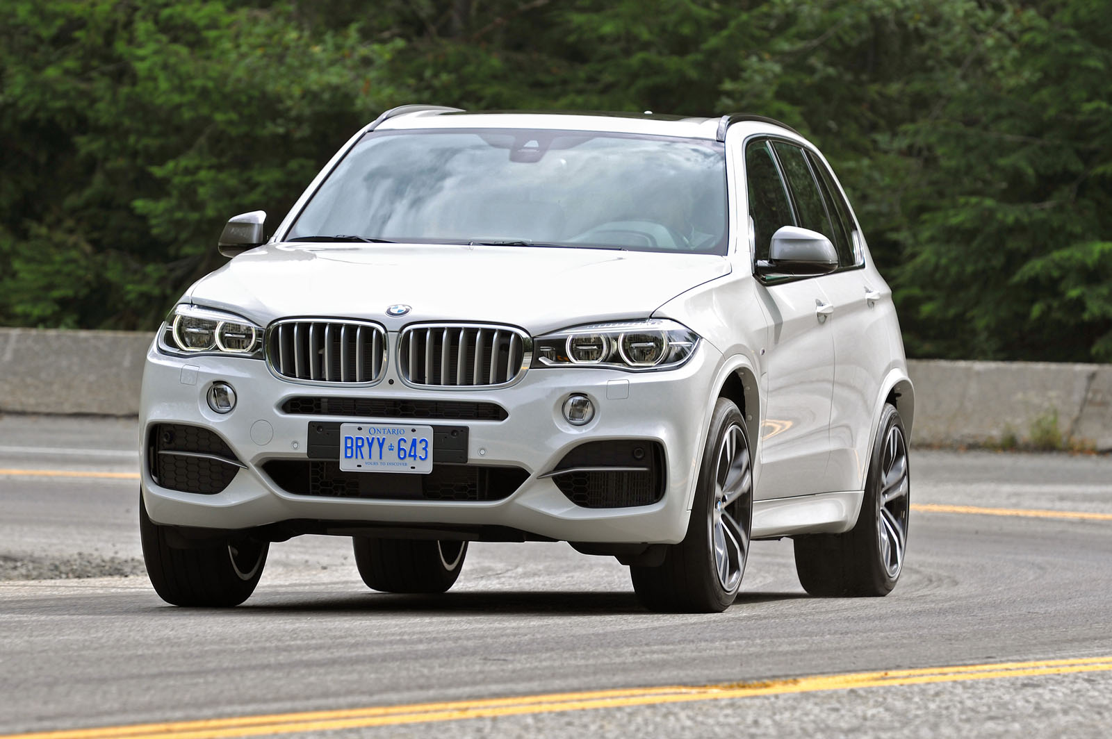 bmw-x5-m50d-7