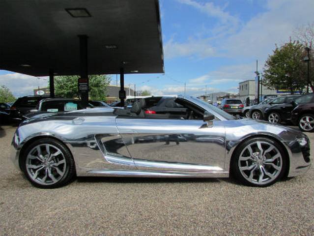 audi-r8-v10-elton-john-12
