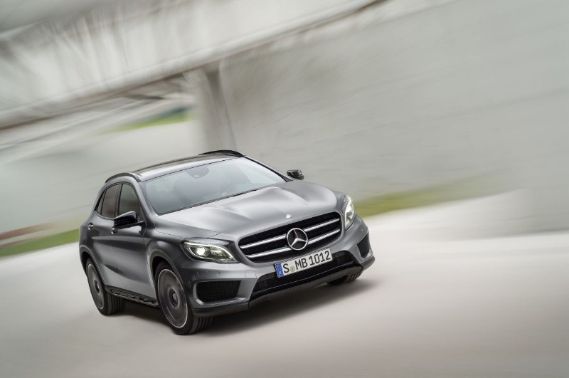 salon-de-frankfurt-2013-mercedes-benz-gla-datos-e-imagenes-201314089_29