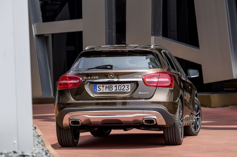 salon-de-frankfurt-2013-mercedes-benz-gla-datos-e-imagenes-201314089_45