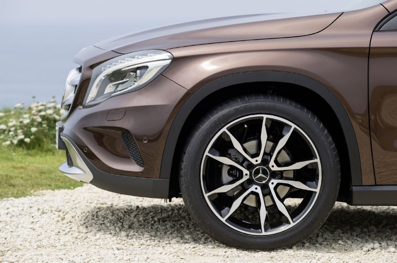 salon-de-frankfurt-2013-mercedes-benz-gla-datos-e-imagenes-201314089_53