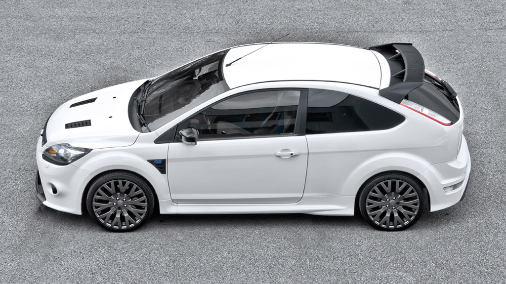 2009-ford-focus-rs-by-a-kahn-design_100433651_l