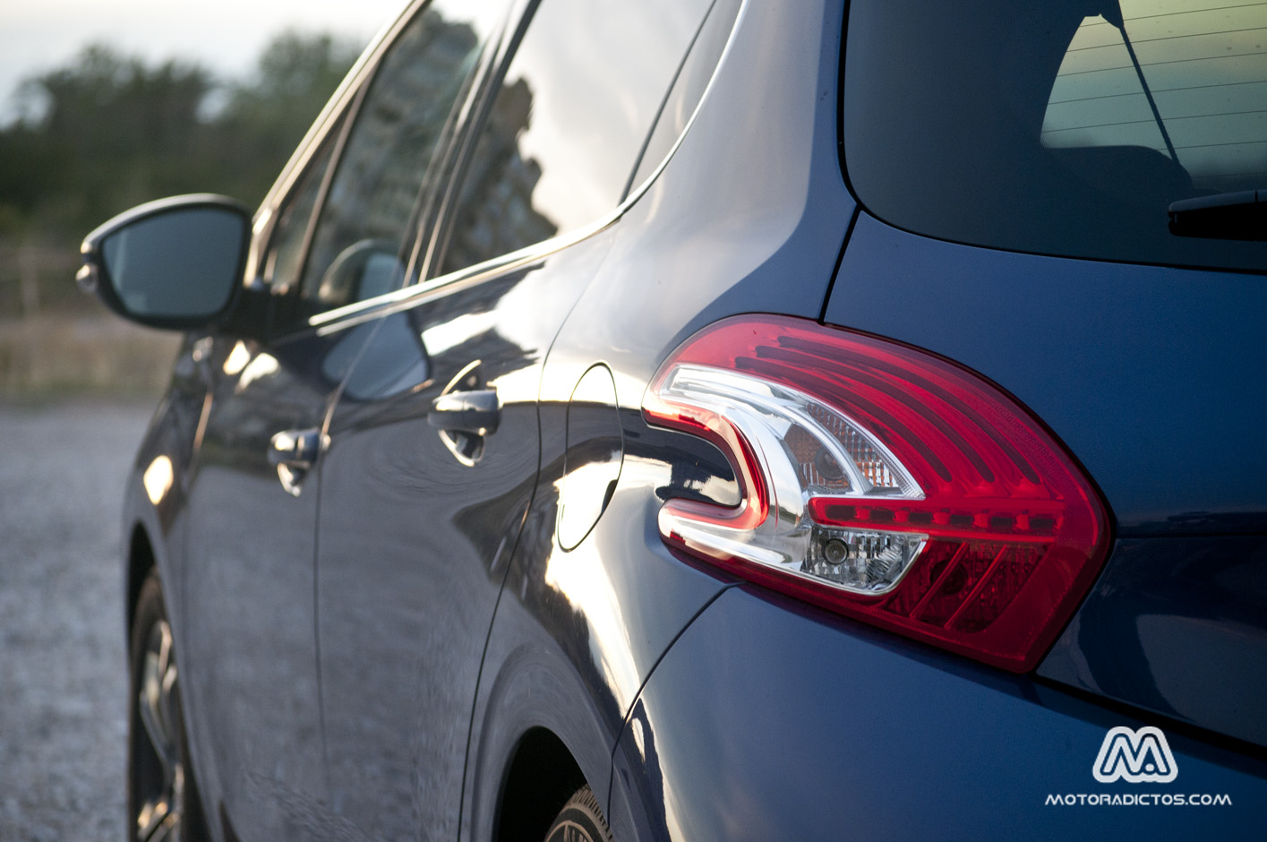 peugeot208_3