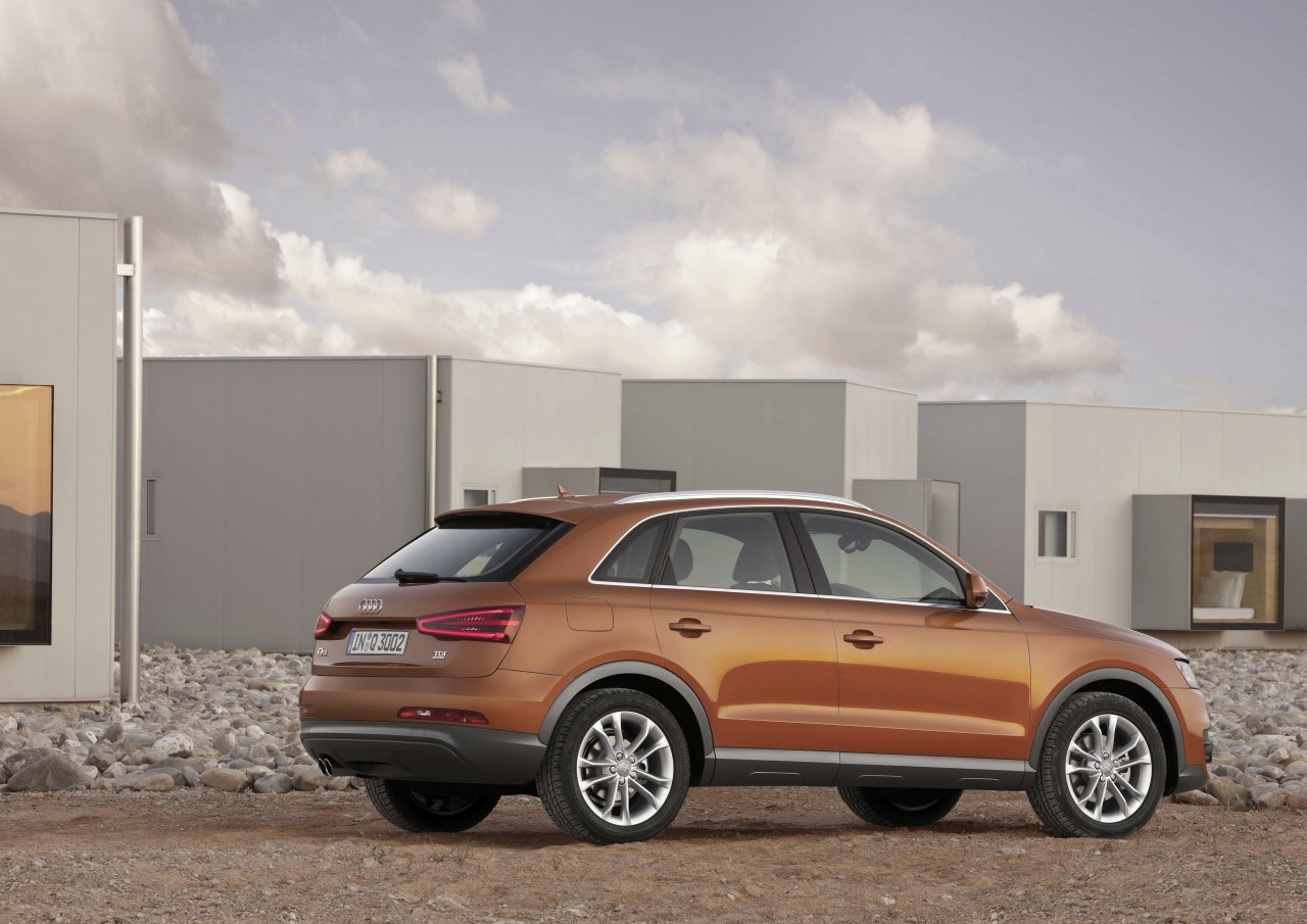 audi-q308