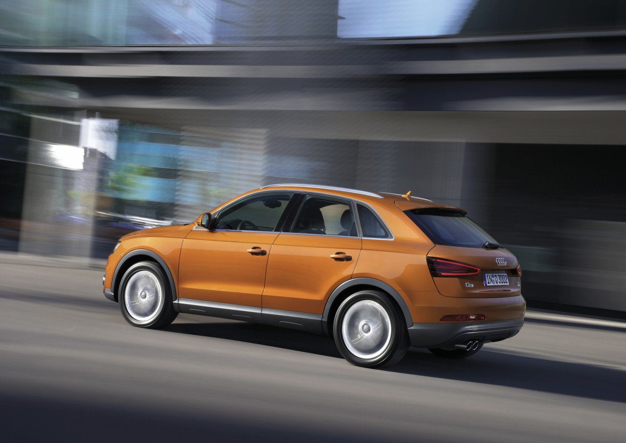 audi-q317
