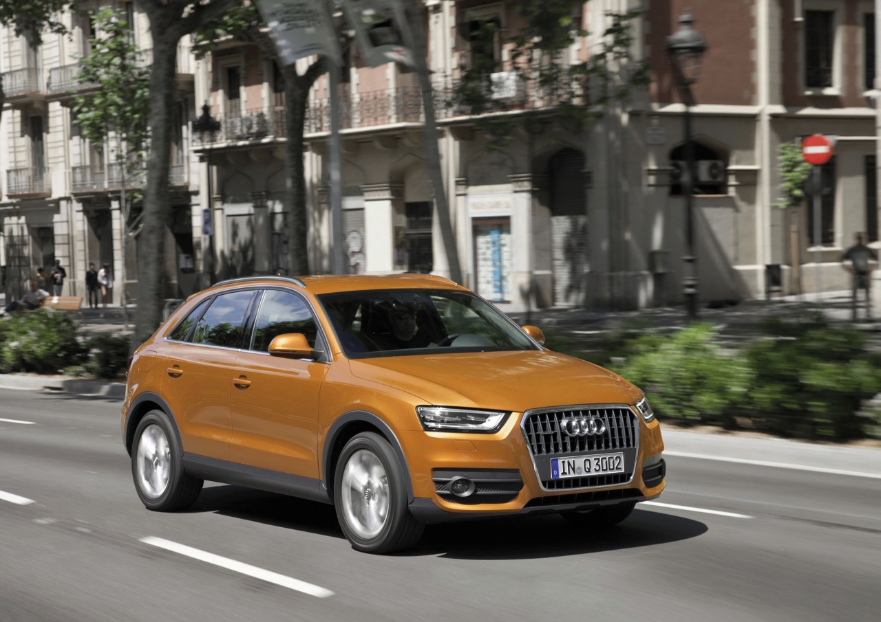 audi-q318