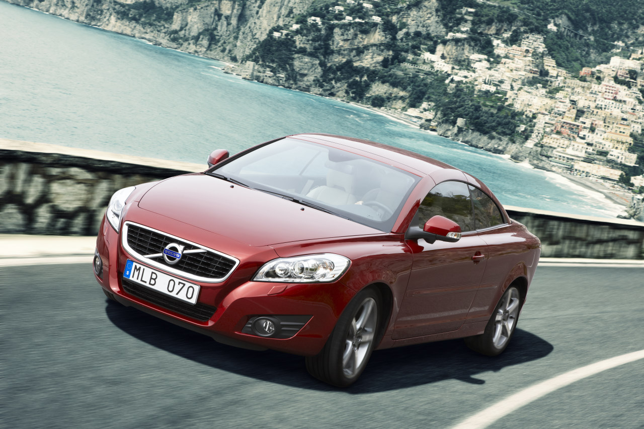 volvo_c70_2010_06