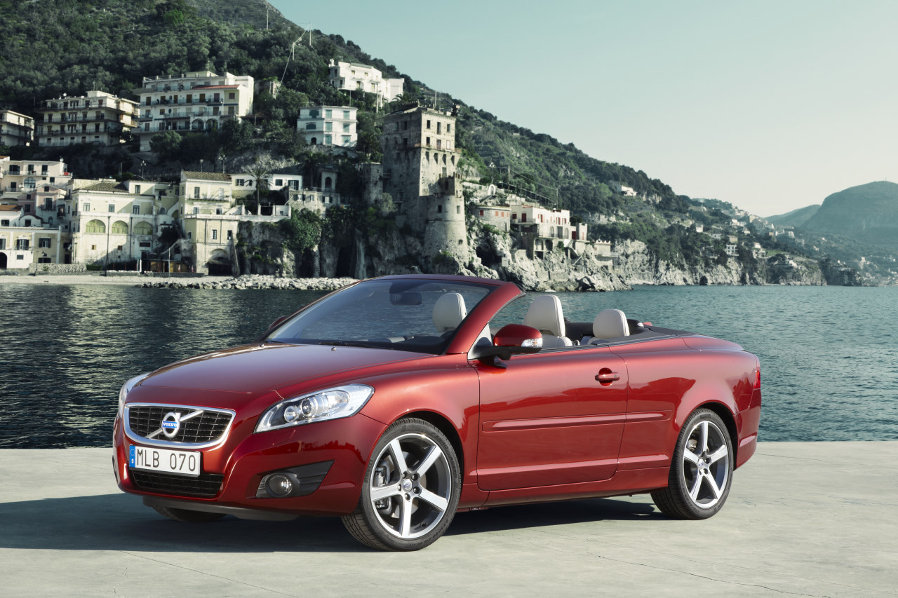 volvo_c70_2010_08