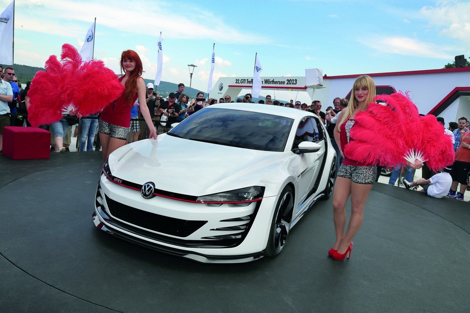 vw-design-vision-gti-52