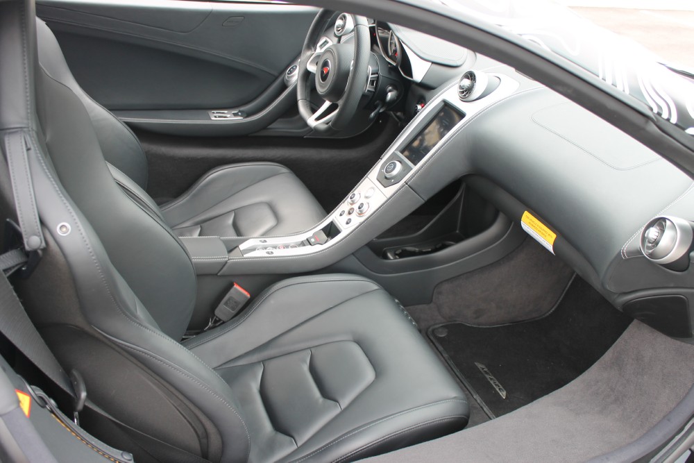 mclaren-mp4-12c-greenwich-13