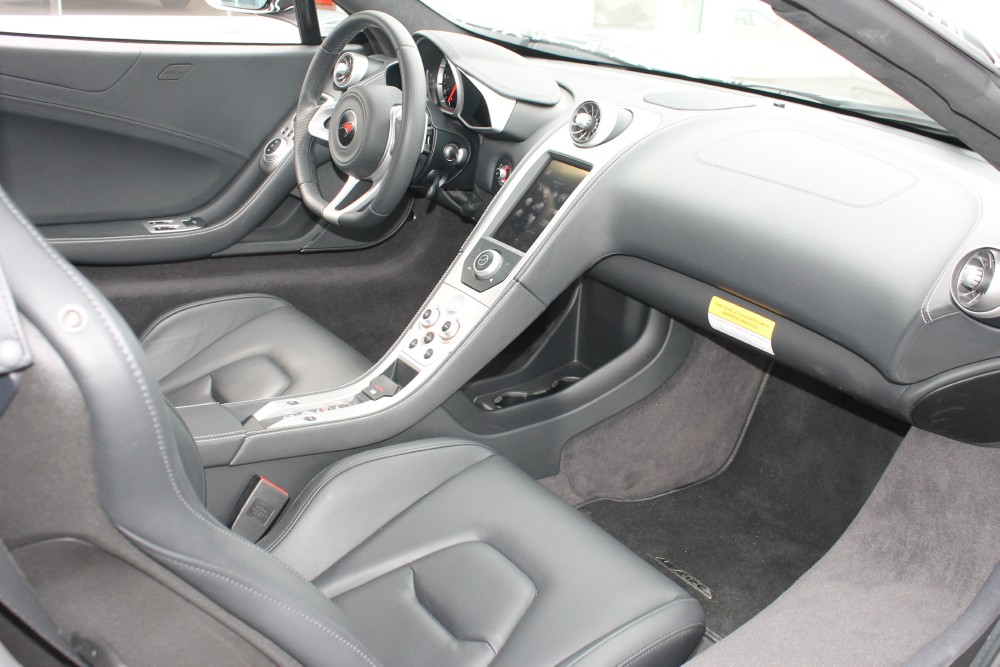 mclaren-mp4-12c-greenwich-14