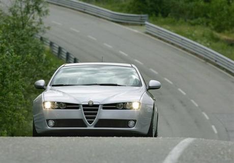 alfa-romeo-159-strada800.jpg