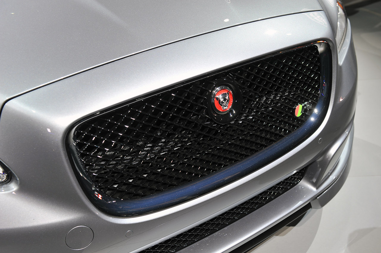 08-2014-jaguar-xjr-new-york