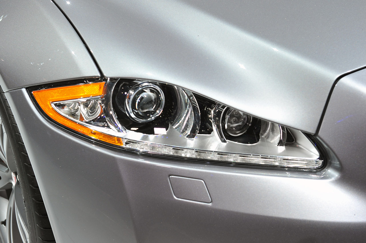 09-2014-jaguar-xjr-new-york