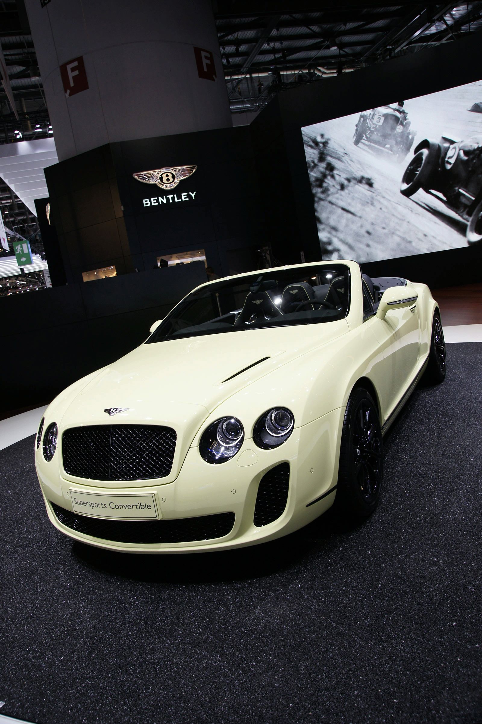bentley-continental-supersports-44