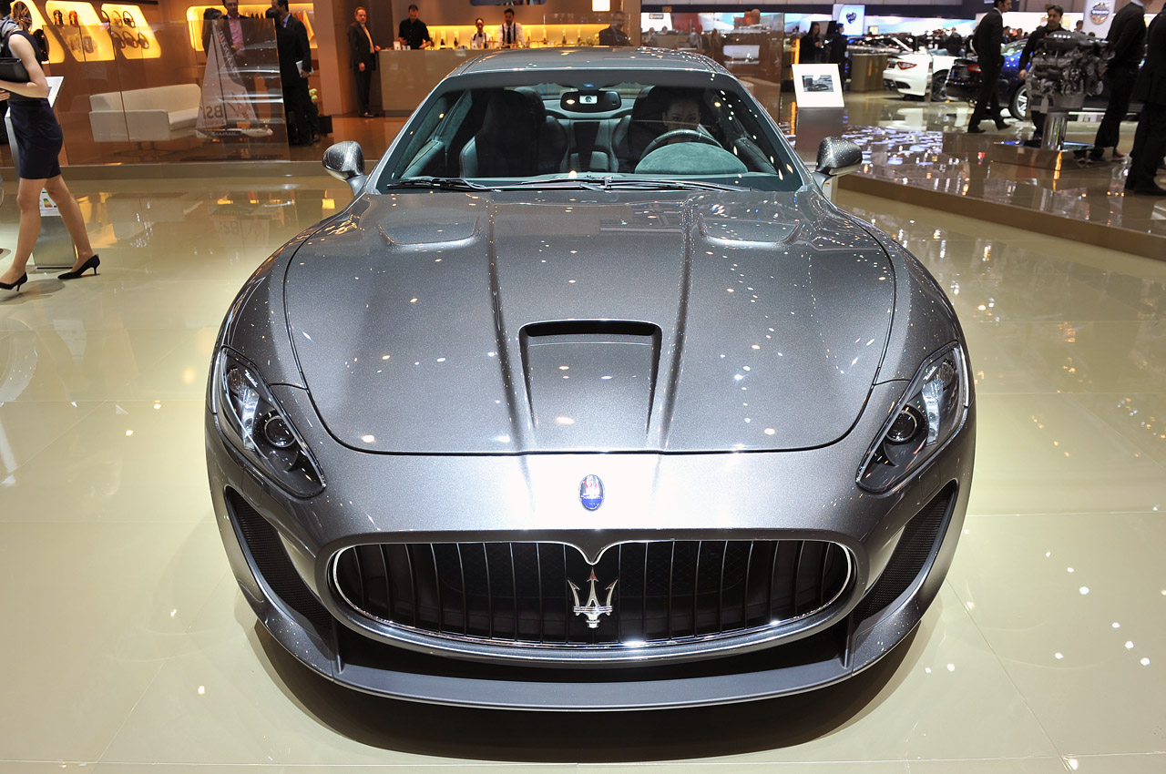 06-2013-maserati-granturismo-mc-stradale