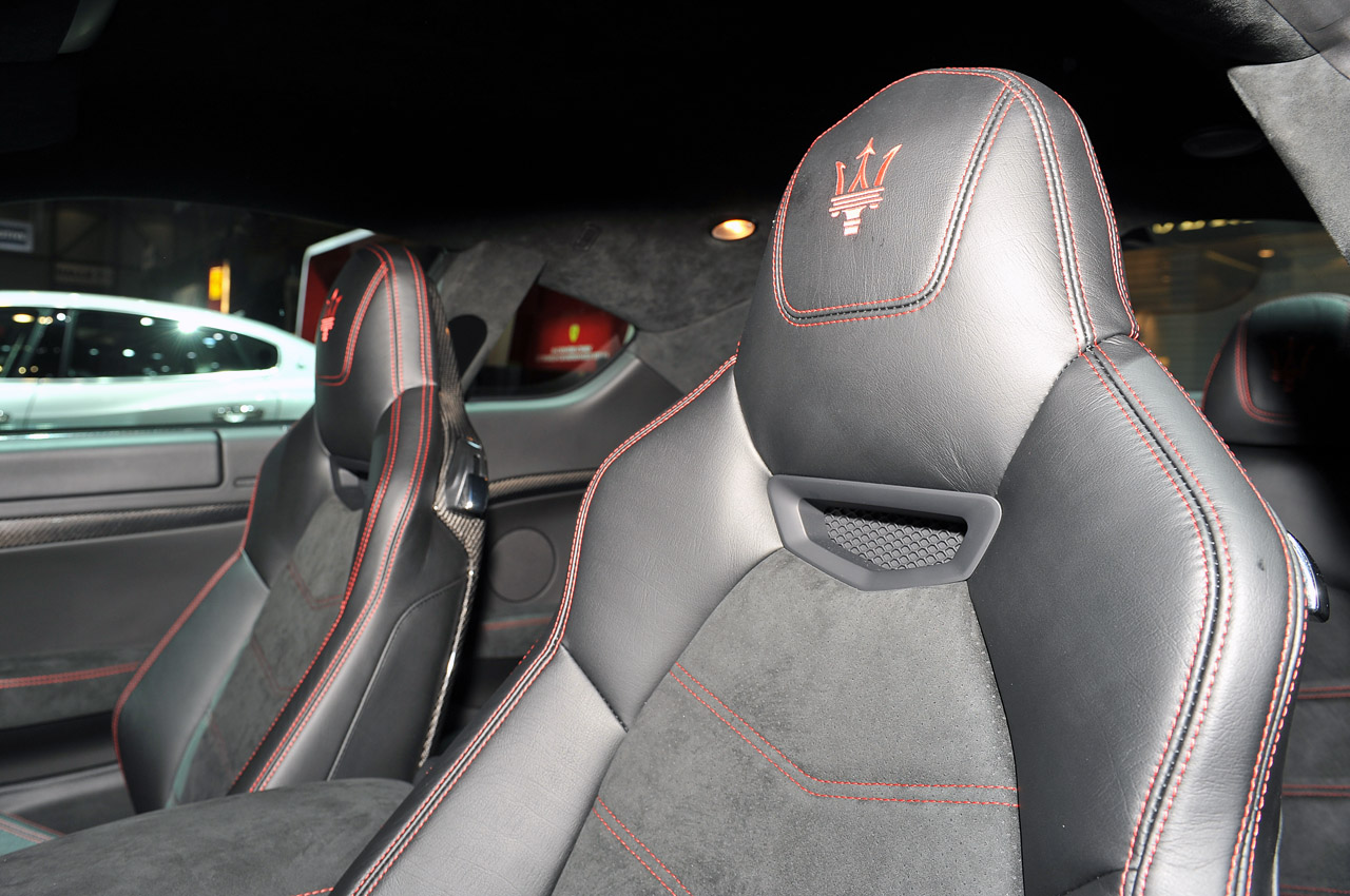 15-2013-maserati-granturismo-mc-stradale